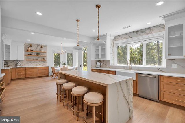 61 BORTONS RD, Marlton, NJ 08053
