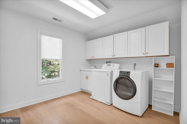 61 BORTONS RD, Marlton, NJ 08053