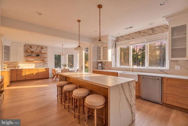 61 BORTONS RD, Marlton, NJ 08053