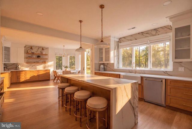61 BORTONS RD, Marlton, NJ 08053