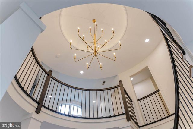 61 BORTONS RD, Marlton, NJ 08053
