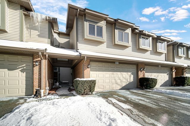 1017 Arbor Court, Mount Prospect, IL 60056