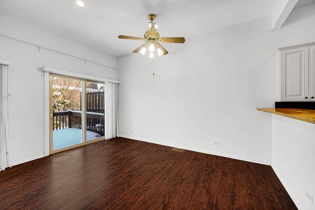 1017 Arbor Court, Mount Prospect, IL 60056