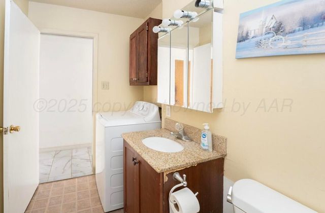 1252 IRIS Street, Amarillo, TX 79107