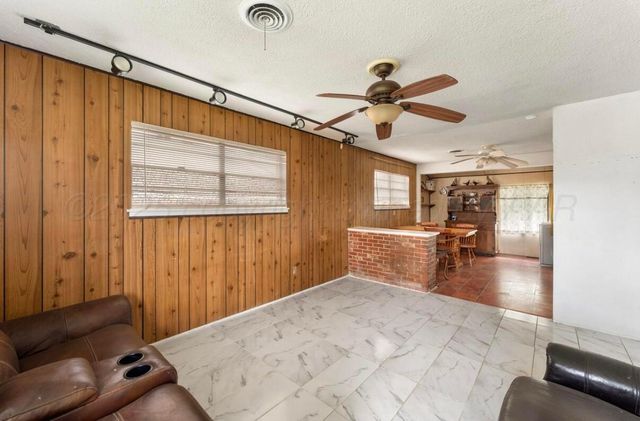 1252 IRIS Street, Amarillo, TX 79107