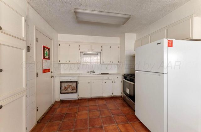 1252 IRIS Street, Amarillo, TX 79107