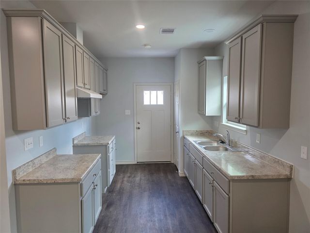 3411 Webster Street, Houston, TX 77004