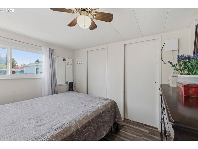 1901 Se MINTER BRIDGE Rd 75, Hillsboro, OR 97123