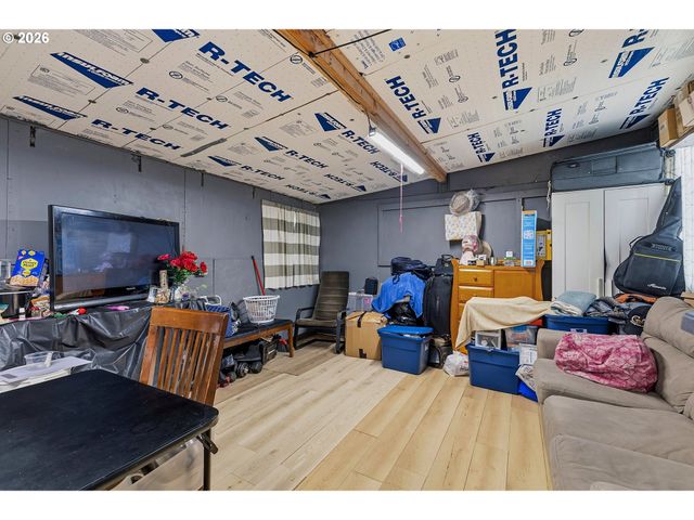 1901 Se MINTER BRIDGE Rd 75, Hillsboro, OR 97123