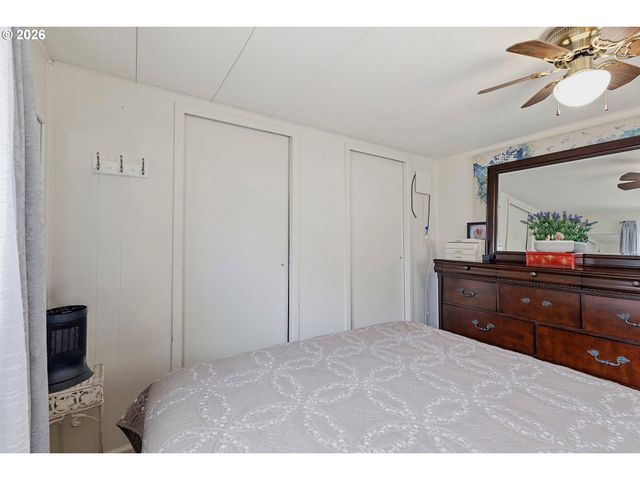 1901 Se MINTER BRIDGE Rd 75, Hillsboro, OR 97123