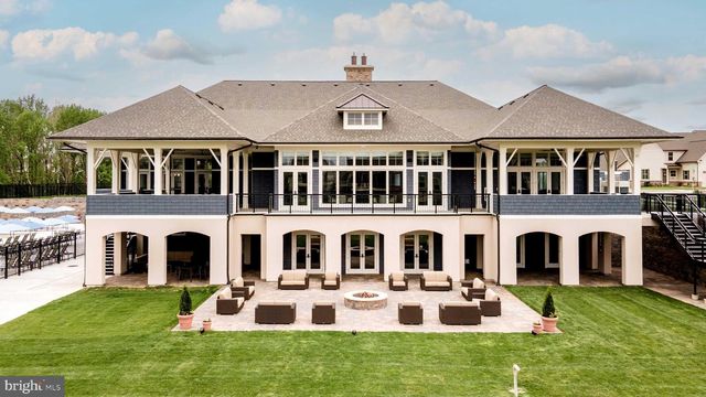 3225 THORNAPPLE DR, Frederick, MD 21704