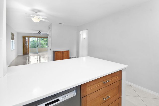 2600 SE Ocean Boulevard S15, Stuart, FL 34996
