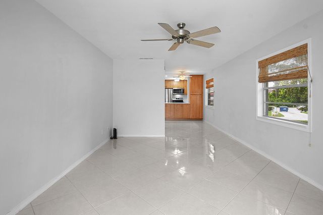2600 SE Ocean Boulevard S15, Stuart, FL 34996
