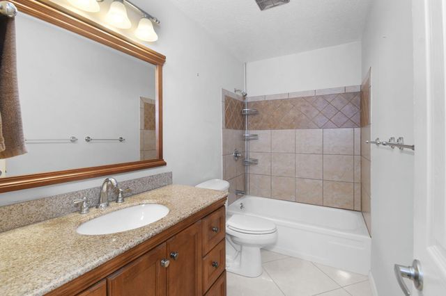 2600 SE Ocean Boulevard S15, Stuart, FL 34996