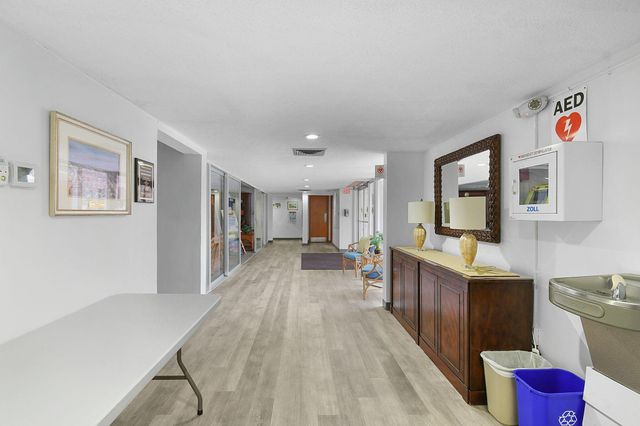 2600 SE Ocean Boulevard S15, Stuart, FL 34996