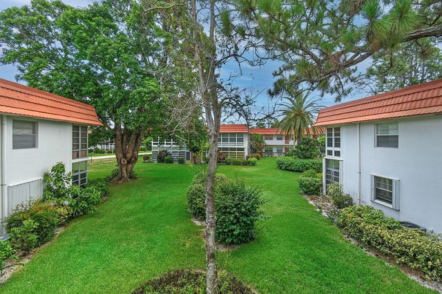 2600 SE Ocean Boulevard S15, Stuart, FL 34996