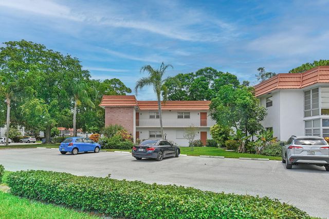 2600 SE Ocean Boulevard S15, Stuart, FL 34996
