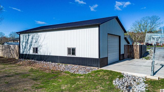 1410 Massac Church Rd, Paducah, KY 42001