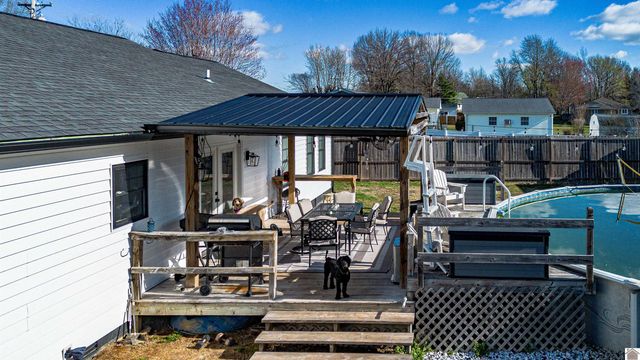 1410 Massac Church Rd, Paducah, KY 42001