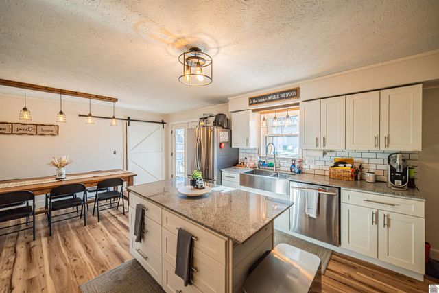 1410 Massac Church Rd, Paducah, KY 42001