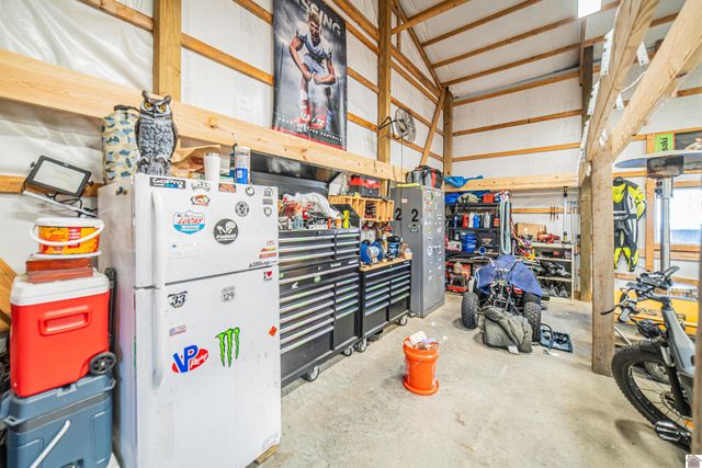 1410 Massac Church Rd, Paducah, KY 42001