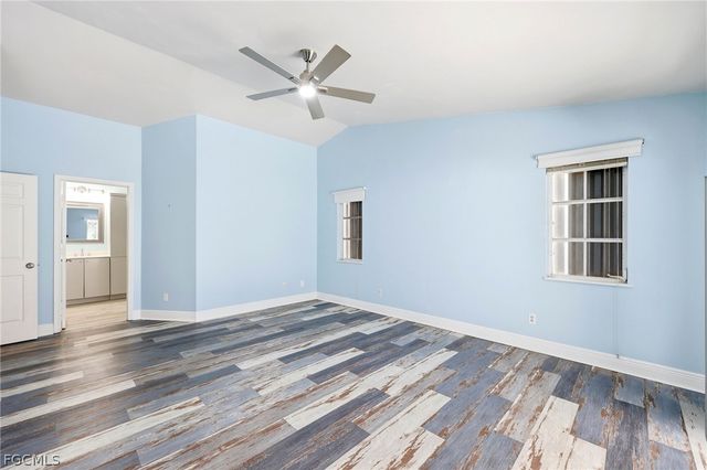 6011 Sea Grass LN, Naples, FL 34116