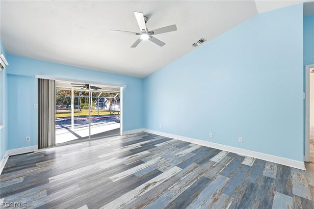 6011 Sea Grass LN, Naples, FL 34116