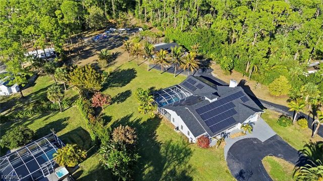 6011 Sea Grass LN, Naples, FL 34116