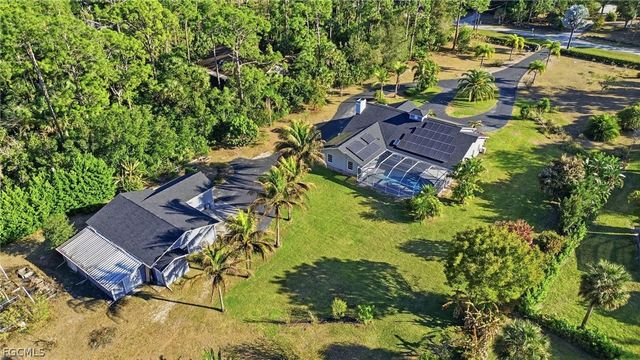 6011 Sea Grass LN, Naples, FL 34116