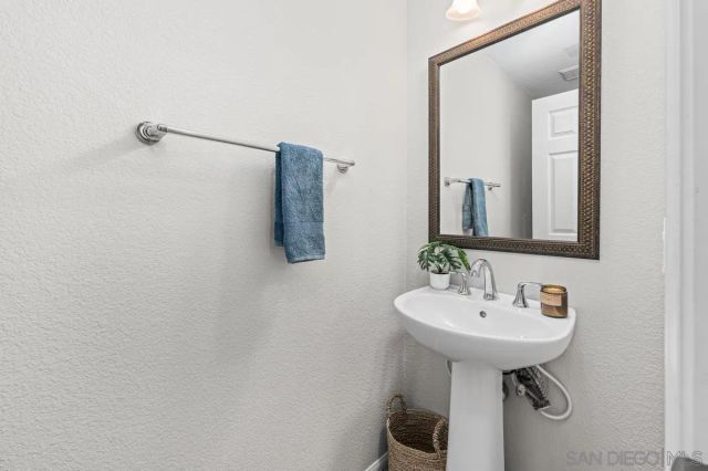 16925 Vasquez Way 83, San Diego, CA 92127