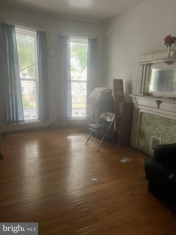 1919 OAK HILL AVE, Baltimore, MD 21218
