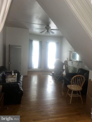 1919 OAK HILL AVE, Baltimore, MD 21218