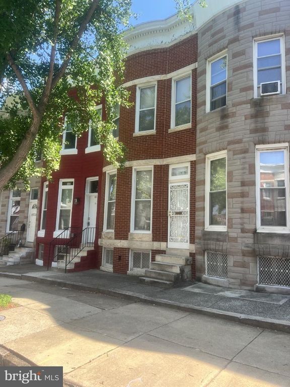 1919 OAK HILL AVE, Baltimore, MD 21218