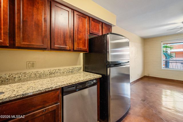 55 N Cherry Ave Unit 211, Tucson, AZ 85719