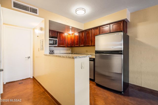 55 N Cherry Ave Unit 211, Tucson, AZ 85719