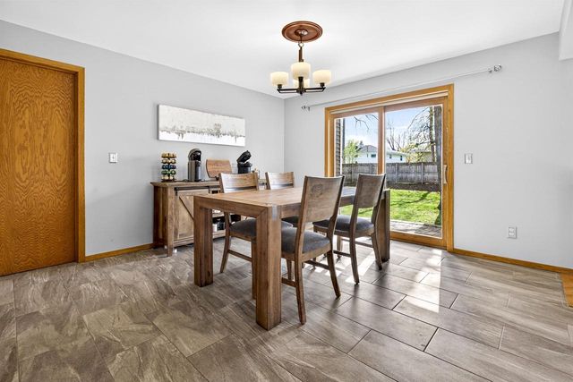 601 S COVENANT LANE, Appleton, WI 54915