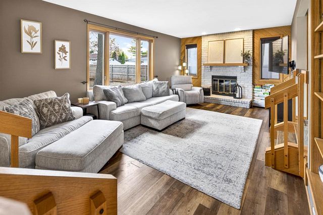 601 S COVENANT LANE, Appleton, WI 54915