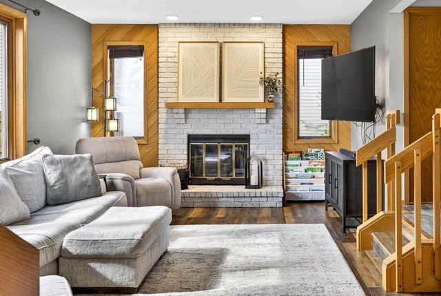601 S COVENANT LANE, Appleton, WI 54915