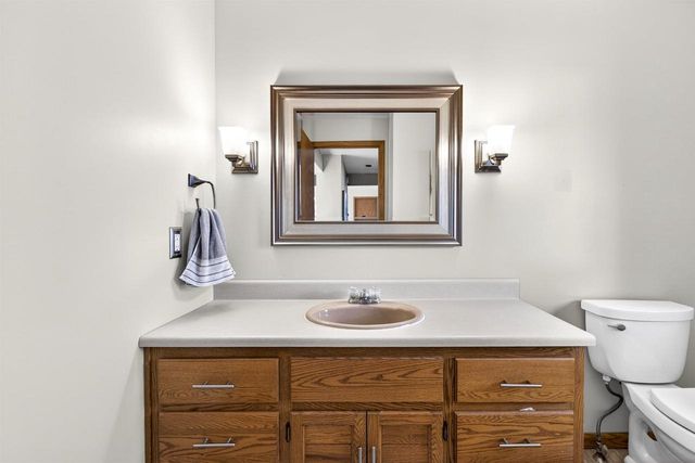 601 S COVENANT LANE, Appleton, WI 54915