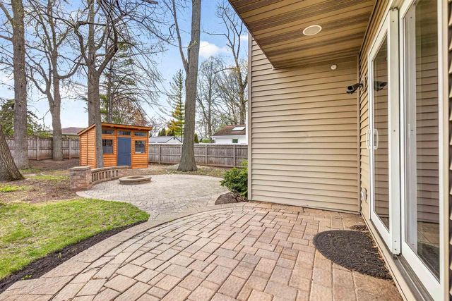 601 S COVENANT LANE, Appleton, WI 54915