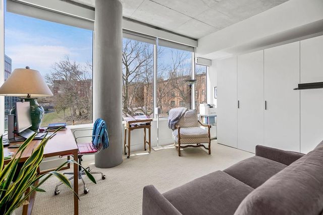 4646 Broadway Boulevard 3S, Kansas City, MO 64112