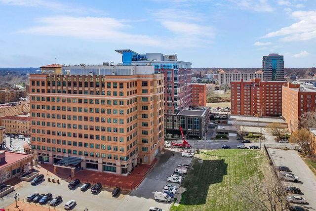 4646 Broadway Boulevard 3S, Kansas City, MO 64112