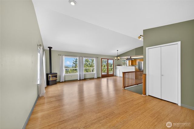 3508 W 8th Street, Anacortes, WA 98221