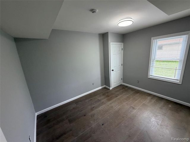 21631 Colgate Street, Farmington Hills, MI 48336