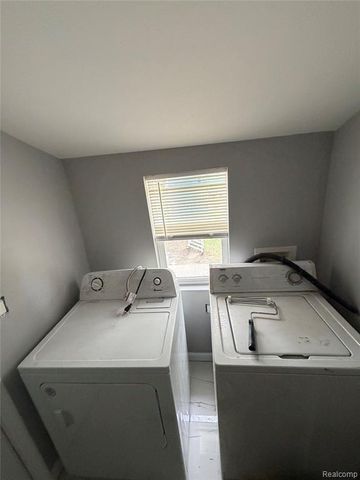 21631 Colgate Street, Farmington Hills, MI 48336