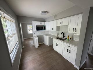 21631 Colgate Street, Farmington Hills, MI 48336