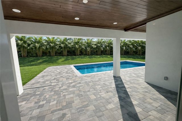 908 Yearling Trail, Sebastian, FL 32958