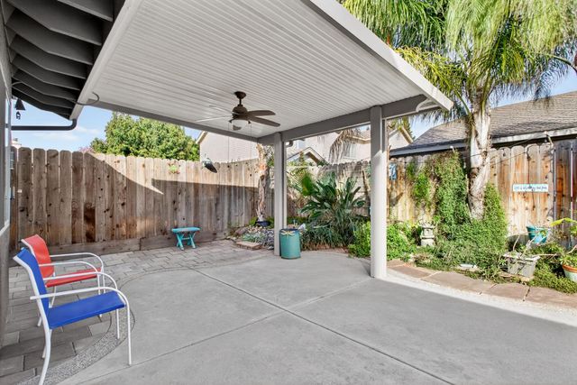 1224 Glenbrook Way, Modesto, CA 95355