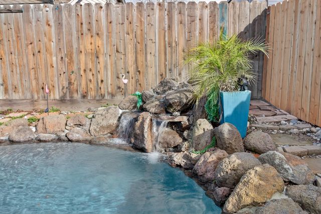 1224 Glenbrook Way, Modesto, CA 95355