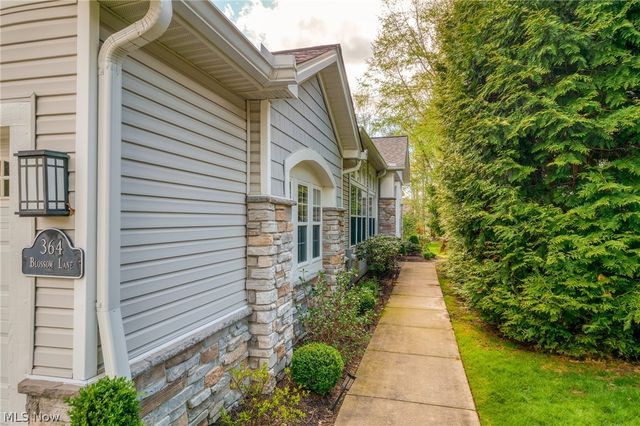 364 Blossom Lane, Orange Village, OH 44022